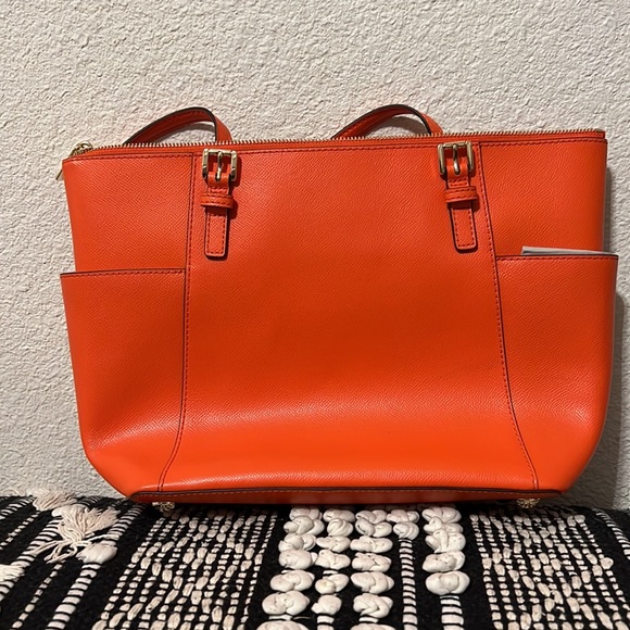 Michael Kors Jet Set Tote Clementine - Picture 2 of 5